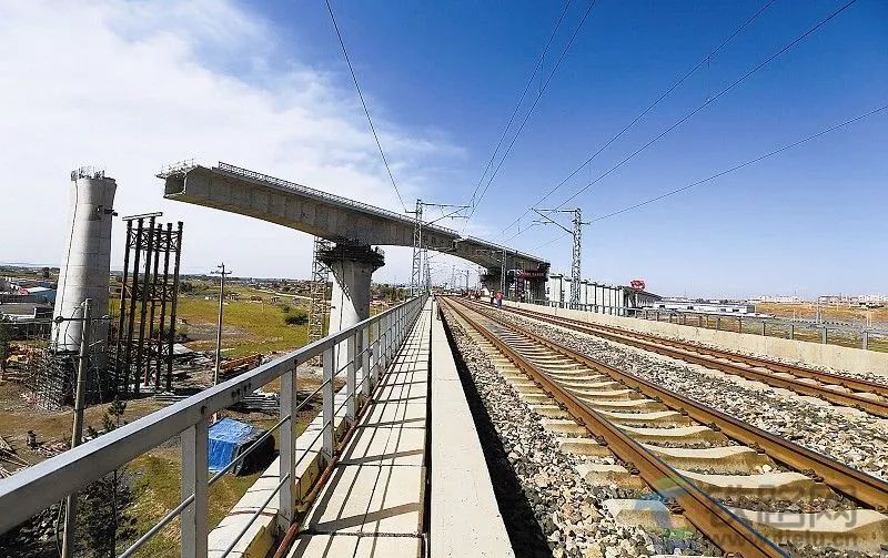 不仅仅是撬动万亿基建 2020年稳增长将这样发力